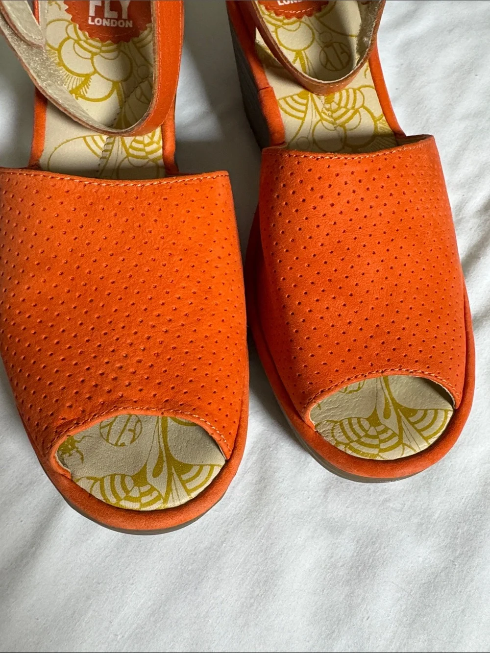 Fly London Leather Bright Orange Peep-Toe Wedge Sandals Snap-on Closure Sz 41